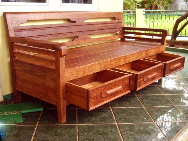 INATAI GOLDENWOOD FURNITURE, PT