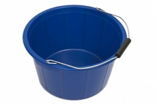 GANDA PLASTIK Jl. Medan Binjai Km. 12,7, Deli Serdang, Sumatera Utara Telp. 061-8467127	Ember Plastik